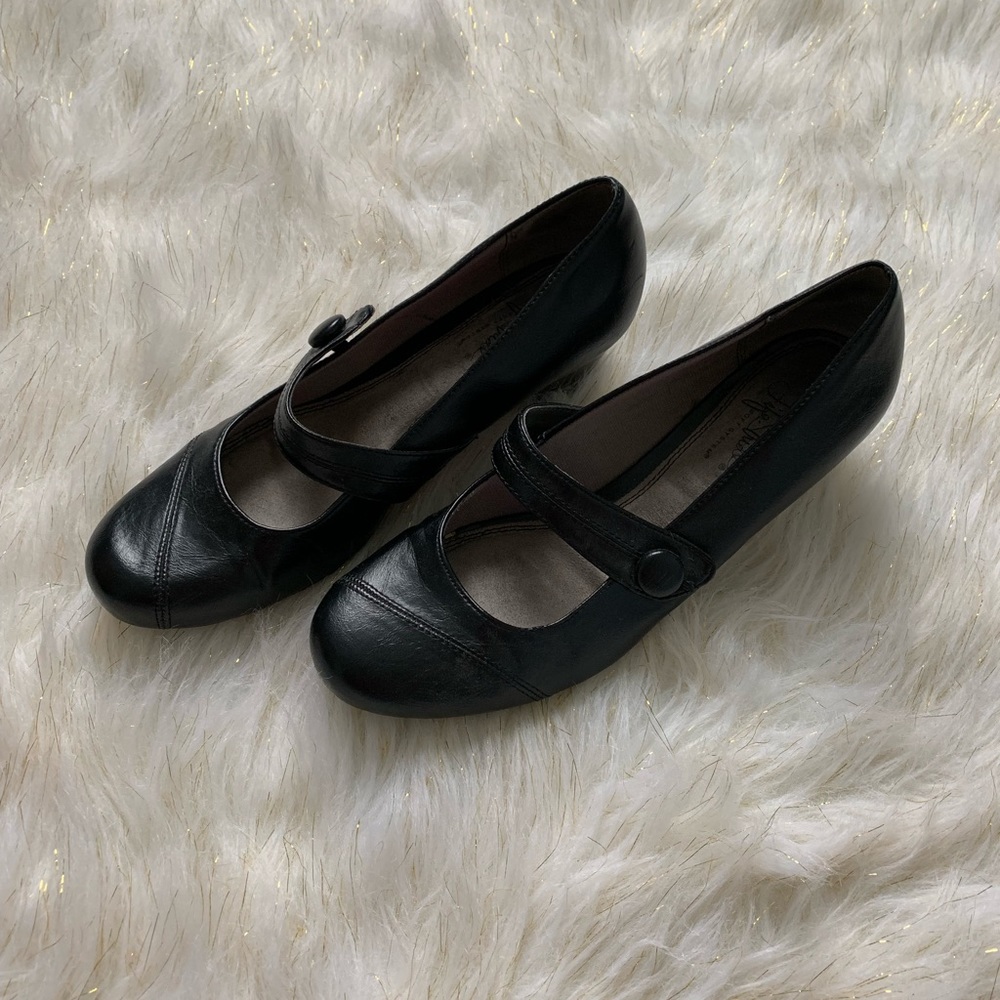 Lifestride pumps